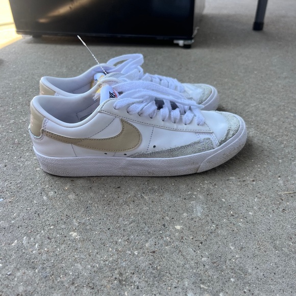 Nike Blazer Low size 6 - Picture 1 of 2